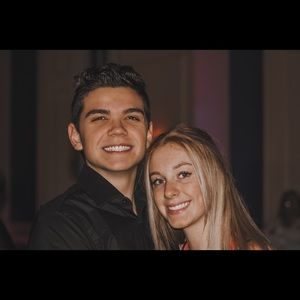 Meet your Posher, Cameron